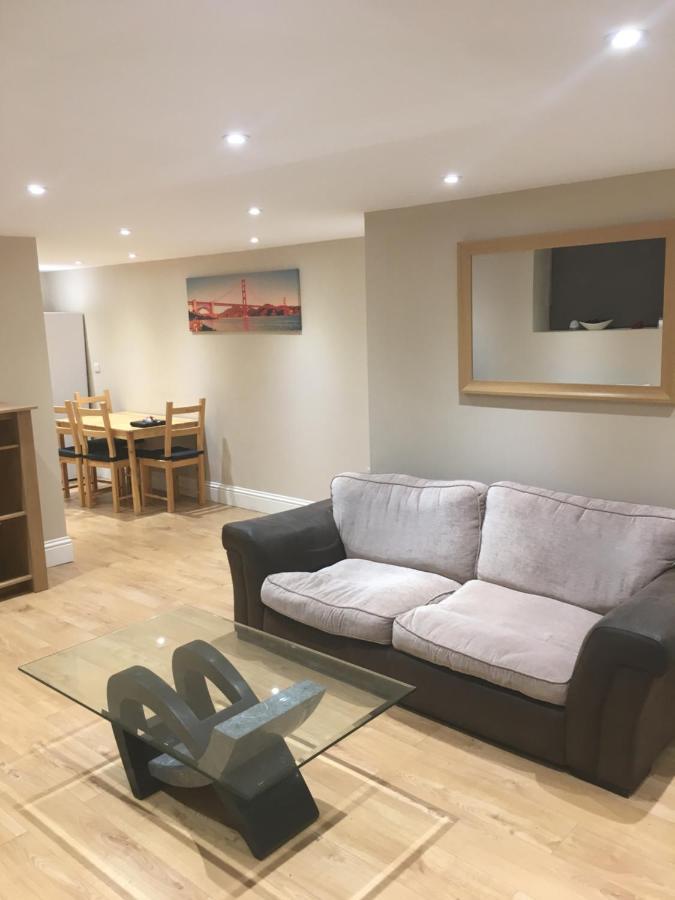Riverside Apartment In The Centre ボストン エクステリア 写真